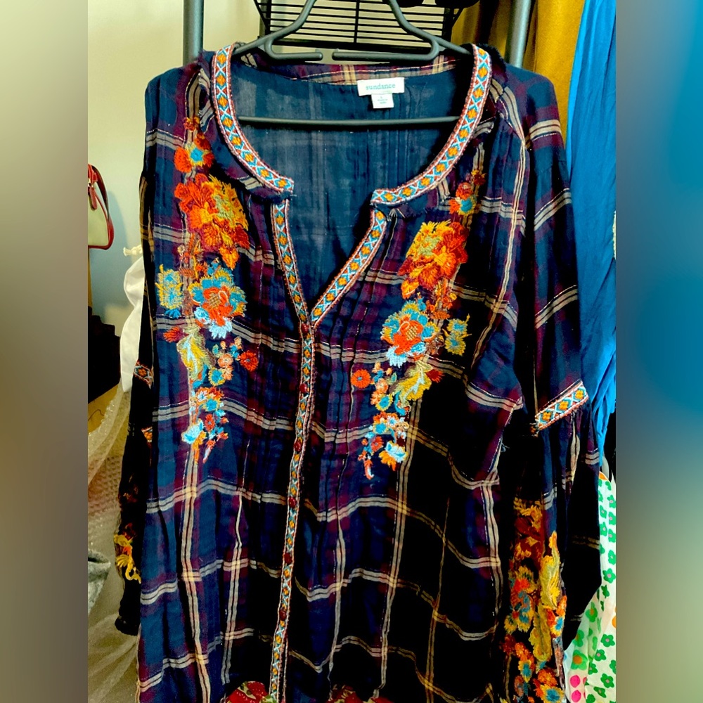 NWOT Sundance Zinnia Plaid Top Size Large.